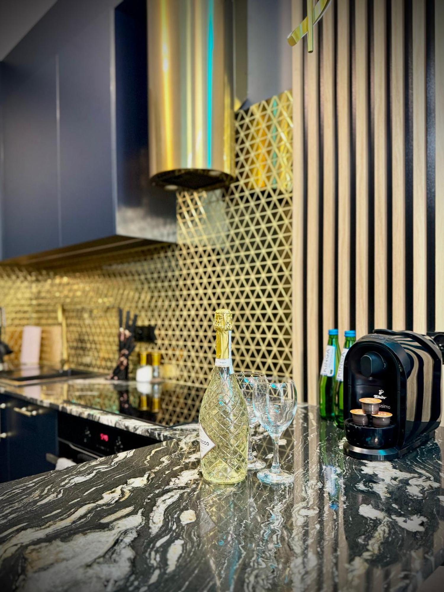 Golden Park Aparthotel Szczecin Exterior photo